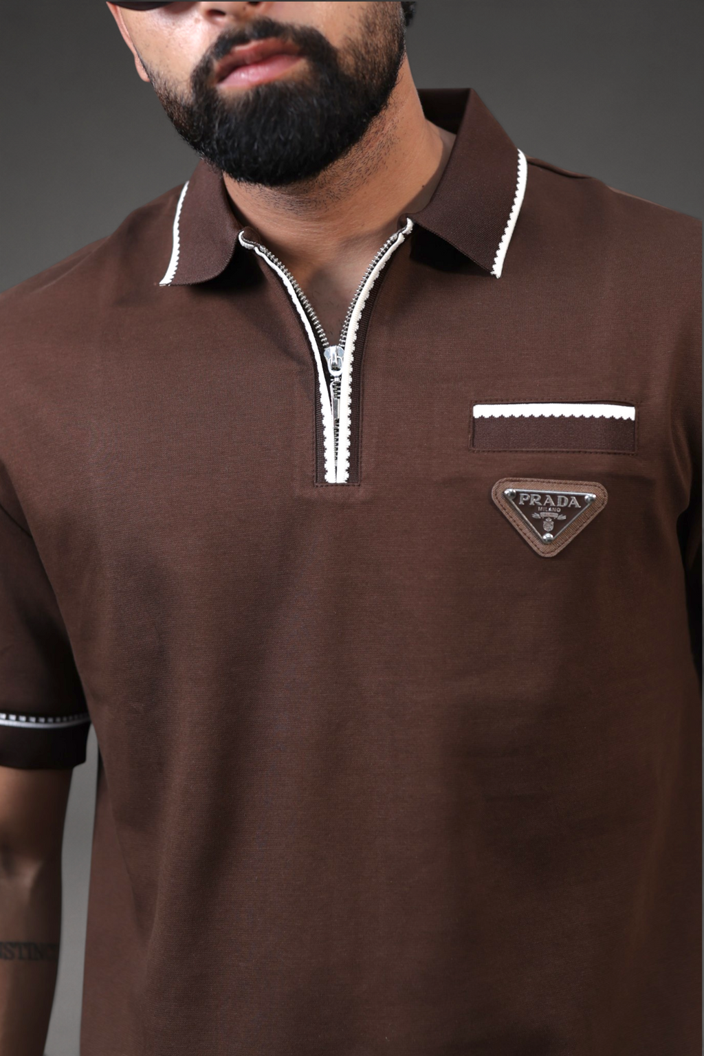 Zipup t-shirt